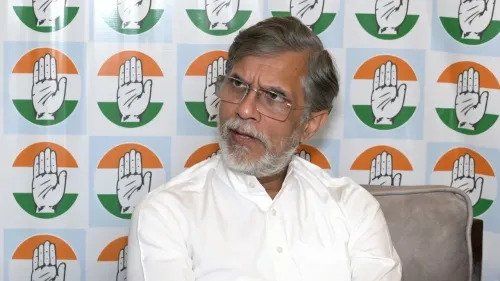 7.8% जीडीपी ग्रोथ पर कांग्रेस का पलटवार: पवन खेड़ा बोले — महंगाई-रोजगार पर जवाब दे सरकार