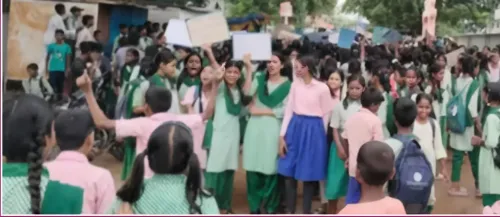 Jharkhand students' 7-hour protest forces headmaster reinstatement in Garhwa