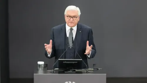 German President Dissolves Bundestag, Snap Elections Scheduled for February