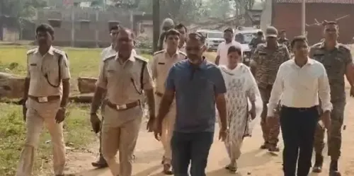 क्या गिरिडीह में कार्तिक पूर्णिमा की शोभायात्रा के दौरान हुई हिंसक झड़प?