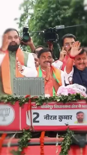Giriraj Singh campaigns for BJP in Bankipur, urges voters to press Button 2