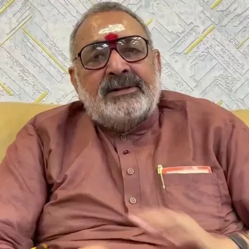 Giriraj Singh Hails Amit Shah on Birthday, Cites 370 Legacy