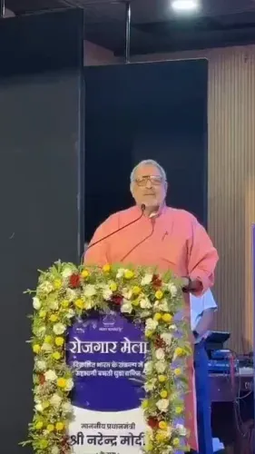 Giriraj Singh hails Modi schemes for Bihar youth, rural families