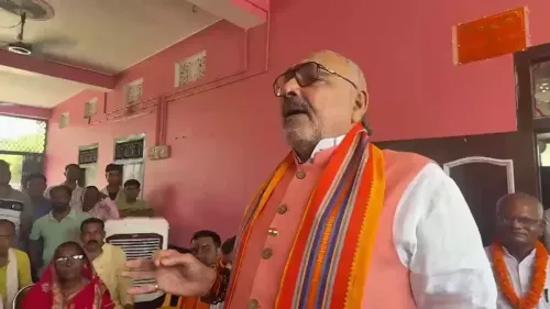 Giriraj Singh hails Modi welfare schemes, rural transformation