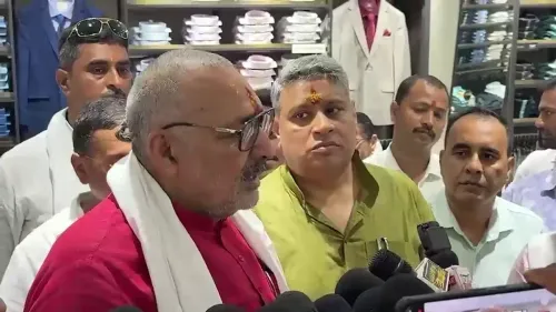 Giriraj Singh inaugurates Raymond store in Begusarai