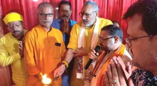 Giriraj Singh joins Navratri falaahar event in Muzaffarpur