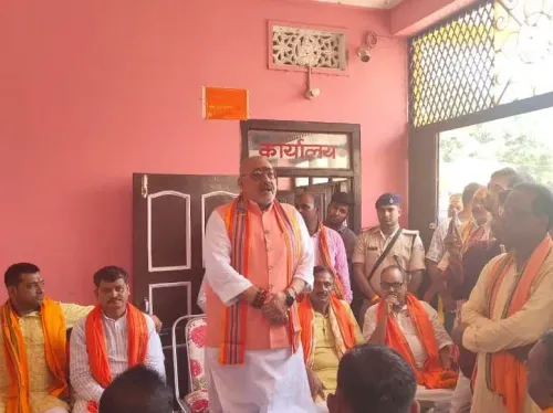 Giriraj Singh Leads Outreach Drive in Bakhri for Modi's 12-Year Mark