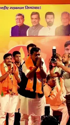 Giriraj Singh rallies voters for BJP in Bankipur, Bihar