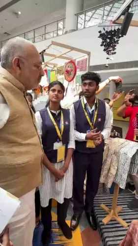 Giriraj Singh visits IIHT SUTRA 2026 handloom innovation exhibition