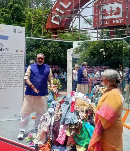 Giriraj Singh visits Weave The Future 4.0 at Delhi Haat
