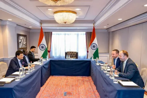 Goyal meets Thales Belgium in Brussels, pushes Make in India