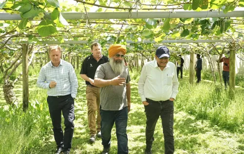 How Grateful is Piyush Goyal to Kiwi-Indian Farmers After His Orchard Visit?