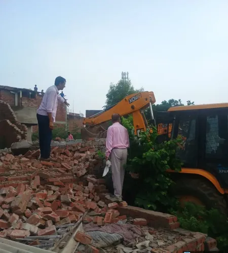 क्या ग्रेटर नोएडा के हैबतपुर के डूब क्षेत्र में प्राधिकरण का बुलडोजर चला?
