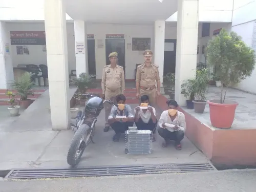 ग्रेटर नोएडा में मोबाइल टॉवर चोरी करने वाले गिरोह का भंडाफोड़, तीन गिरफ्तार