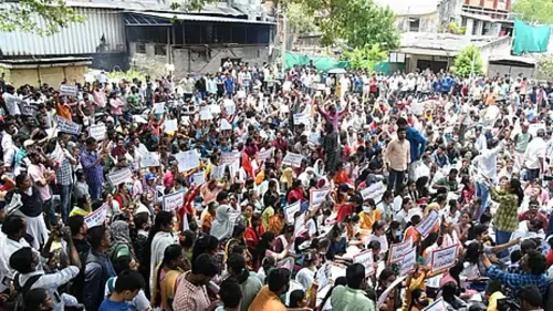 Have the Group II and II-A main exams been postponed in TN due to irregularities?