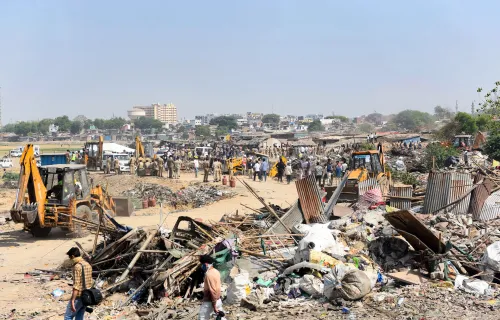 Will the AMC Successfully Clear Illegal Settlements Around Chandola Lake?