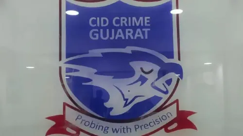 Gujarat CID Collaborates with DRI to Seize Leopard Skins and Claws