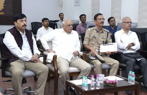 149वीं अहमदाबाद रथयात्रा: CM भूपेंद्र पटेल ने डैशबोर्ड से की AI-ड्रोन निगरानी, पहिंद विधि से दिखाई हरी झंडी