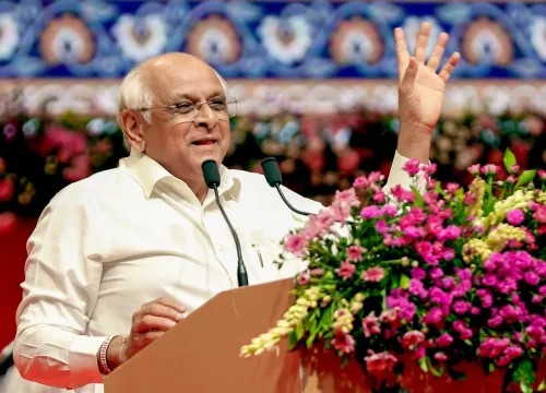 क्या मुख्यमंत्री भूपेंद्र पटेल सीमावर्ती गांव सुईगाम से बनासकांठा को 358 करोड़ रुपए के विकास कार्यों की भेंट देंगे?
