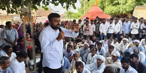 Did Gujarat Court Grant Bail to AAP Leaders in Farmer–Police Clash?