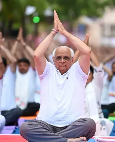 गुजरात देश में सर्वाधिक योग शिक्षकों और योग कक्षाओं वाला राज्य बना