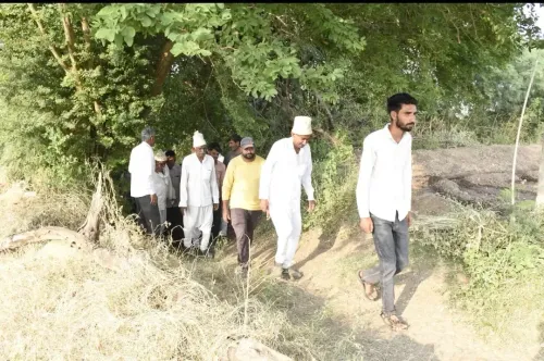 How is Gujarat Ensuring Fertiliser Supply for the Rabi Season?