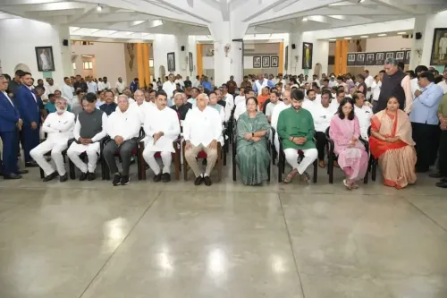 क्या गुजरात के उद्योग संघों ने सीएम भूपेंद्र पटेल से मुलाकात कर पीएम मोदी का आभार जताया?