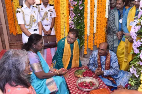 क्या राष्ट्रपति द्रौपदी मुर्मू ने भगवान द्वारकाधीश के दर्शन किए?