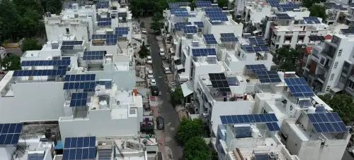 How is Gujarat Leading in Rooftop Solar Adoption?