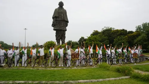How are 22.4 Lakh Students in Gujarat Celebrating I-Day Week?