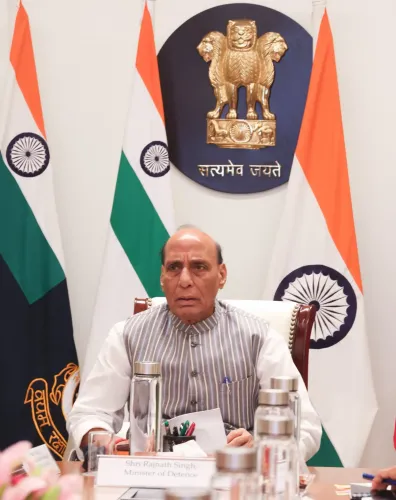 गुलमर्ग गोंडोला में फंसे 300 पर्यटकों का सफल रेस्क्यू, राजनाथ सिंह ने संयुक्त बचाव दल की तारीफ की