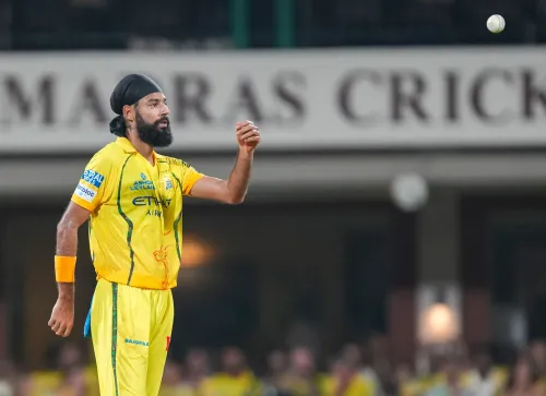 गुरजपनीत बने आईपीएल में पहली गेंद पर विकेट लेने वाले 17वें गेंदबाज, जानें और क्या खास है?