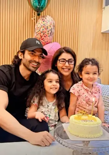 Gurmeet Choudhary Celebrates His Best Friend Debina Bonnerjee's Birthday