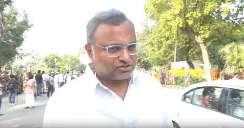 ज्ञानेश कुमार के इस्तीफे पर अड़ा विपक्ष, राहुल गांधी के आवास पर चाय-चर्चा में नेताओं ने कहा — लड़ाई जारी रहेगी