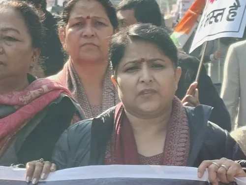 क्या उत्तराखंड में महिला कांग्रेस नेता को अमित शाह से मिलने से रोका गया?