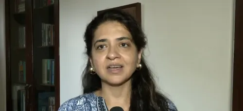 सीजेपी की 'तिरंगा यात्रा' पर एनडीए का पलटवार, शाइना एनसी बोलीं — 'हाथ में तिरंगा, दिल में धोखा'