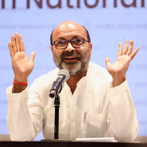 क्या कांग्रेस पार्टी अपने सभी पूर्व अध्यक्षों को याद करती है?: अजय कुमार लल्लू