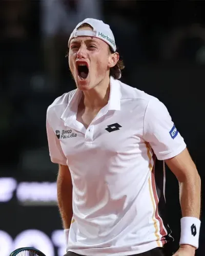 Hamburg Open: Buse stuns defending champion Cobolli, Auger-Aliassime advances