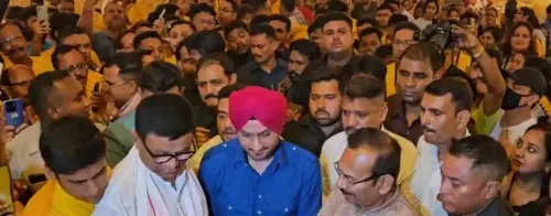 क्या हरभजन सिंह ने कोलकाता में दुर्गा पूजा पंडाल का उद्घाटन किया?