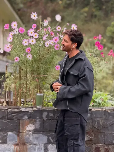Why Did Harshvardhan Rane Thank Director Omung Kumar as He Concludes the Vietnam Schedule for 'Silaa'?