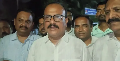 मुख्य चुनाव आयुक्त ज्ञानेश कुमार का इस्तीफा माँगा सपकाल ने, महाराष्ट्र पेपर लीक पर सरकार को घेरा