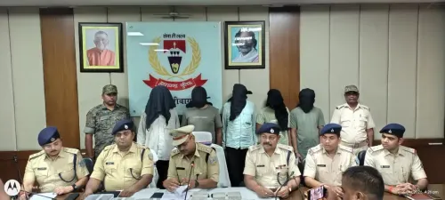हजारीबाग ज्वैलरी डकैती: मुख्य सरगना समेत 5 गिरफ्तार, ₹16 लाख के आभूषण बरामद
