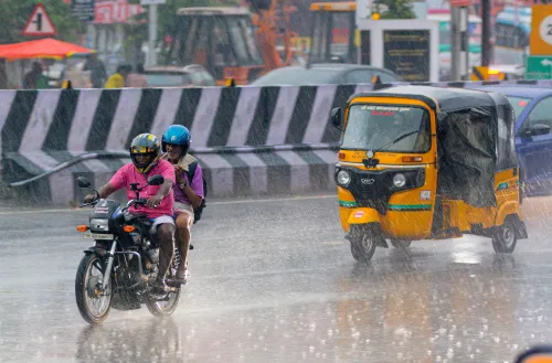 Is There a Heavy Rainfall Warning for Tamil Nadu Districts?