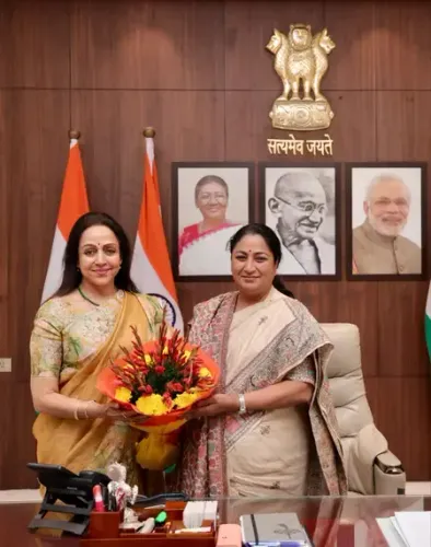 What Happened During Hema Malini's Meeting with Delhi CM Rekha Gupta?