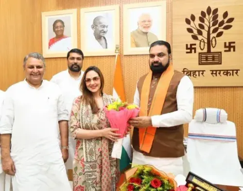 Esha Deol meets Bihar CM Samrat Chaudhury in Patna, Hema Malini shares post