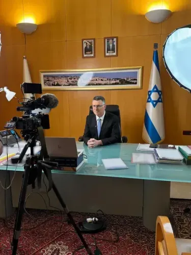 Gideon Saar Critiques Global Leaders' Response to Hezbollah's Aggression Against Israel