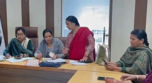 नाहन की महिलाएं केंद्र सरकार की योजनाओं से बनीं आत्मनिर्भर: सशक्तिकरण का नया युग