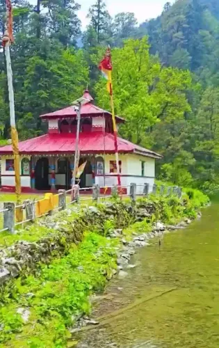 हिमालय की गोद में बसा डोडीताल, जहां से जुड़ी है भगवान गणेश के पुनर्जन्म की कहानी