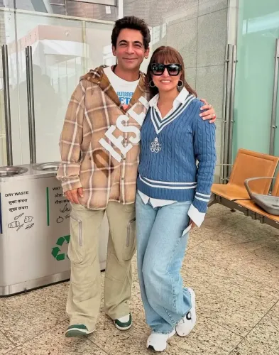 Hina Khan Meets Her Favorite Neighbor Sunil Grover