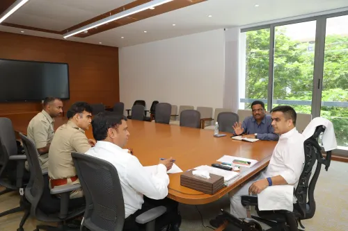 गुजरात में मादक पदार्थों के अपराधियों के खिलाफ बढ़ी कार्रवाई, 21 गिरफ्तार